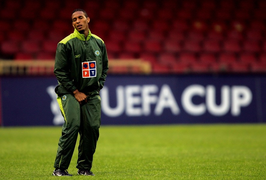 捂裆派龙抓手,足坛“抓鸟”合集