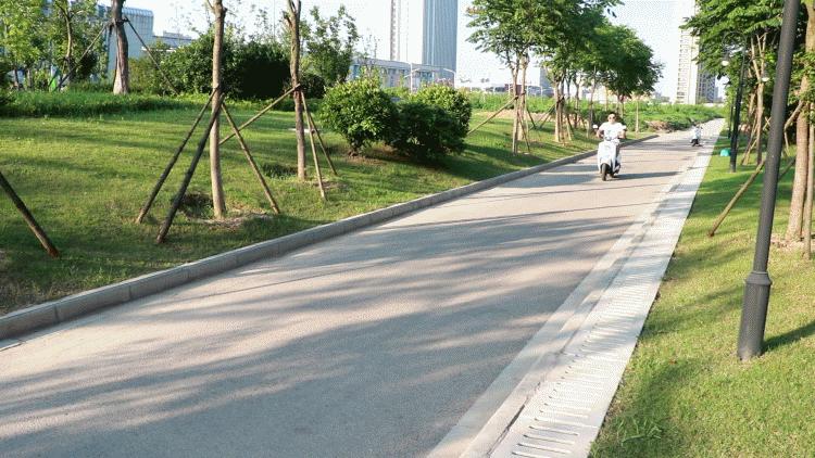 雅迪和小牛哪个更智能,雅迪比小牛更稳定