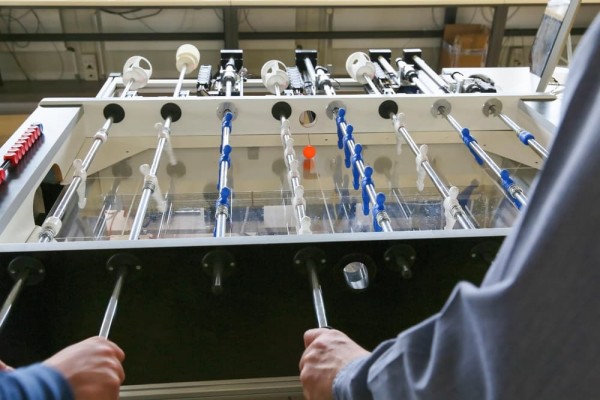 继围棋之后，机器人又要统治桌上足球了