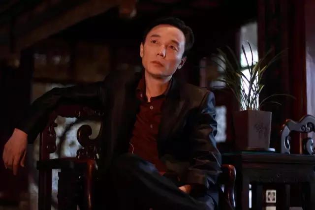 曾被赶去睡马路的他如何用10亿估值改写命运剧本？