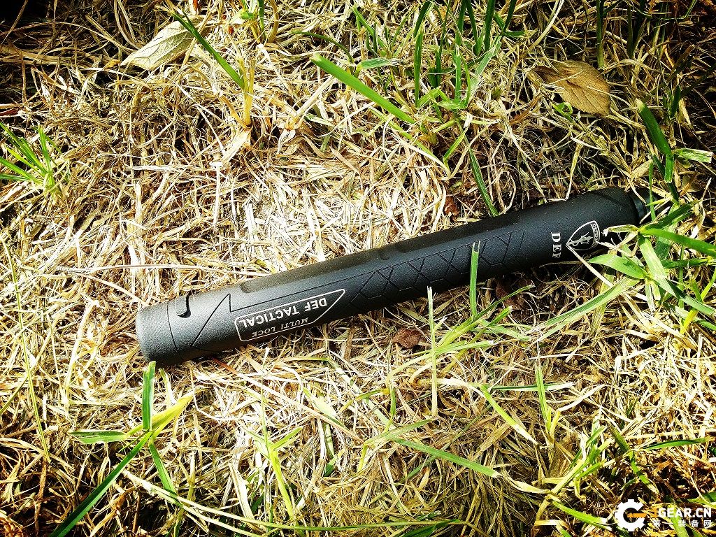 捍卫者机械甩棍,弘安机械棍使用感受