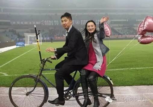 最新一届国足太太团,见证他们