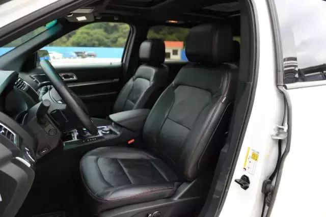 先定一个小目标，比方说先来辆福特探险者