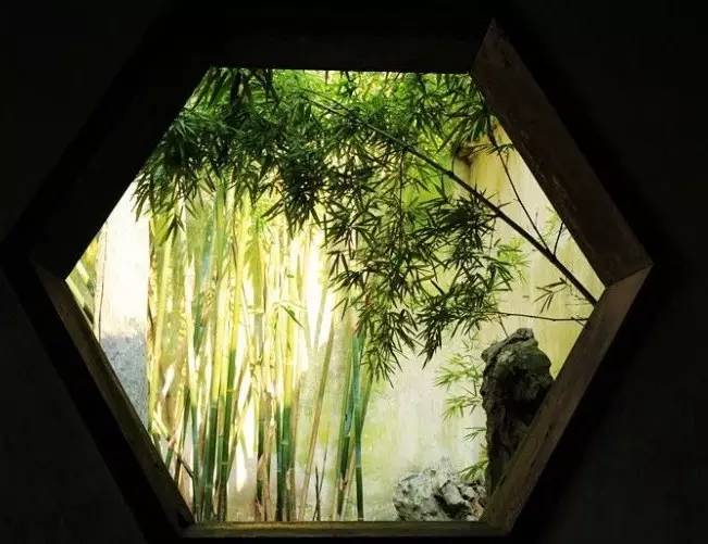 入世渐多恩怨事，理欲藏神息智争