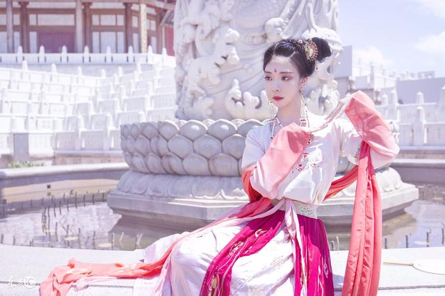 她被陷害的故事,故事她被陷害持刀伤人