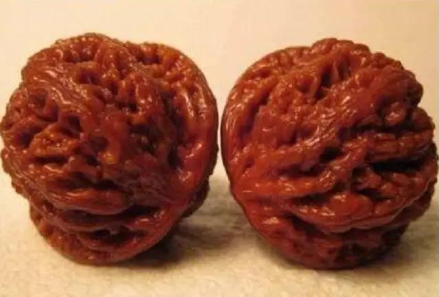 文玩核桃开裂怎么避免,文玩核桃开裂了神一般的补救方法