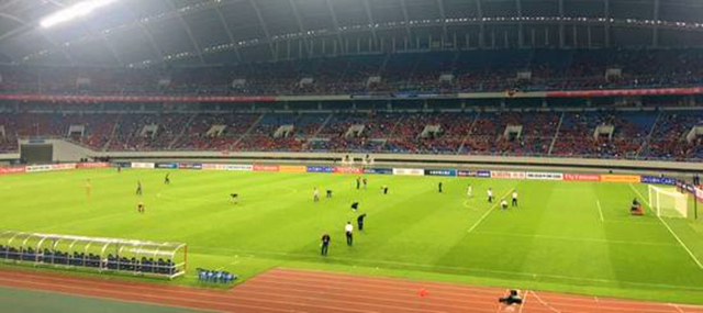 2020年全国再建3200多块足球场,170个足球场