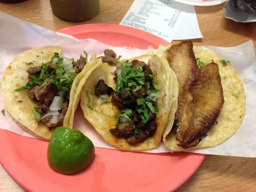 在美国吃墨西哥卷饼 (美国最好吃的墨西哥州美食)