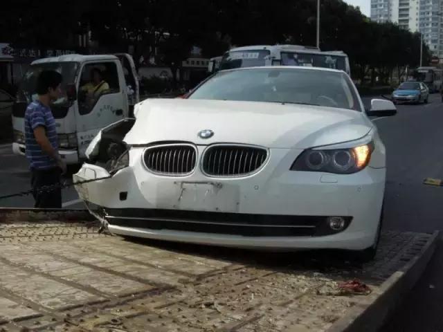 早上车子打火没反应怎么回事,早晨冷车启动p挡锁死