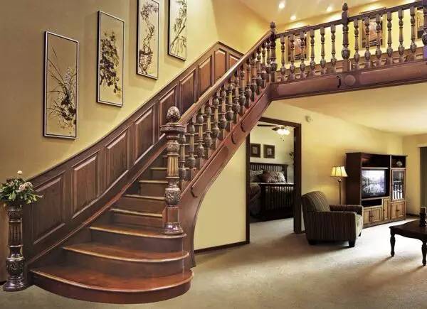 楼中楼楼梯下面的空间大怎么设计,楼中楼楼梯设计图全套