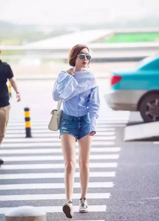 初秋减龄条纹衬衣,粉色初秋衬衣气质百搭