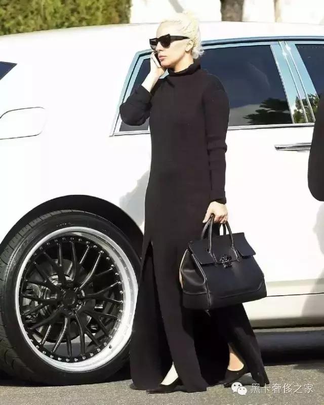 职场不输阵女生上班要背什么包?