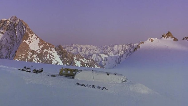 登山冒险电影,有什么登山冒险的电影
