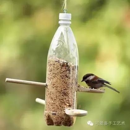 塑料瓶改造自动浇花神器,空塑料瓶子改造的小妙招