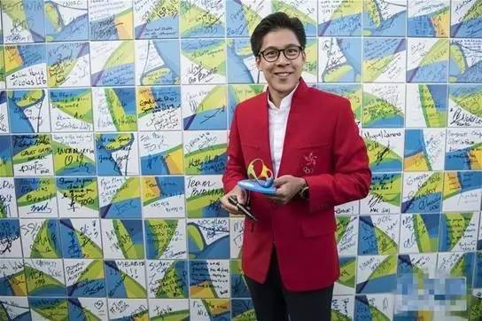 香港豪门三代霍启刚,报道霍启刚