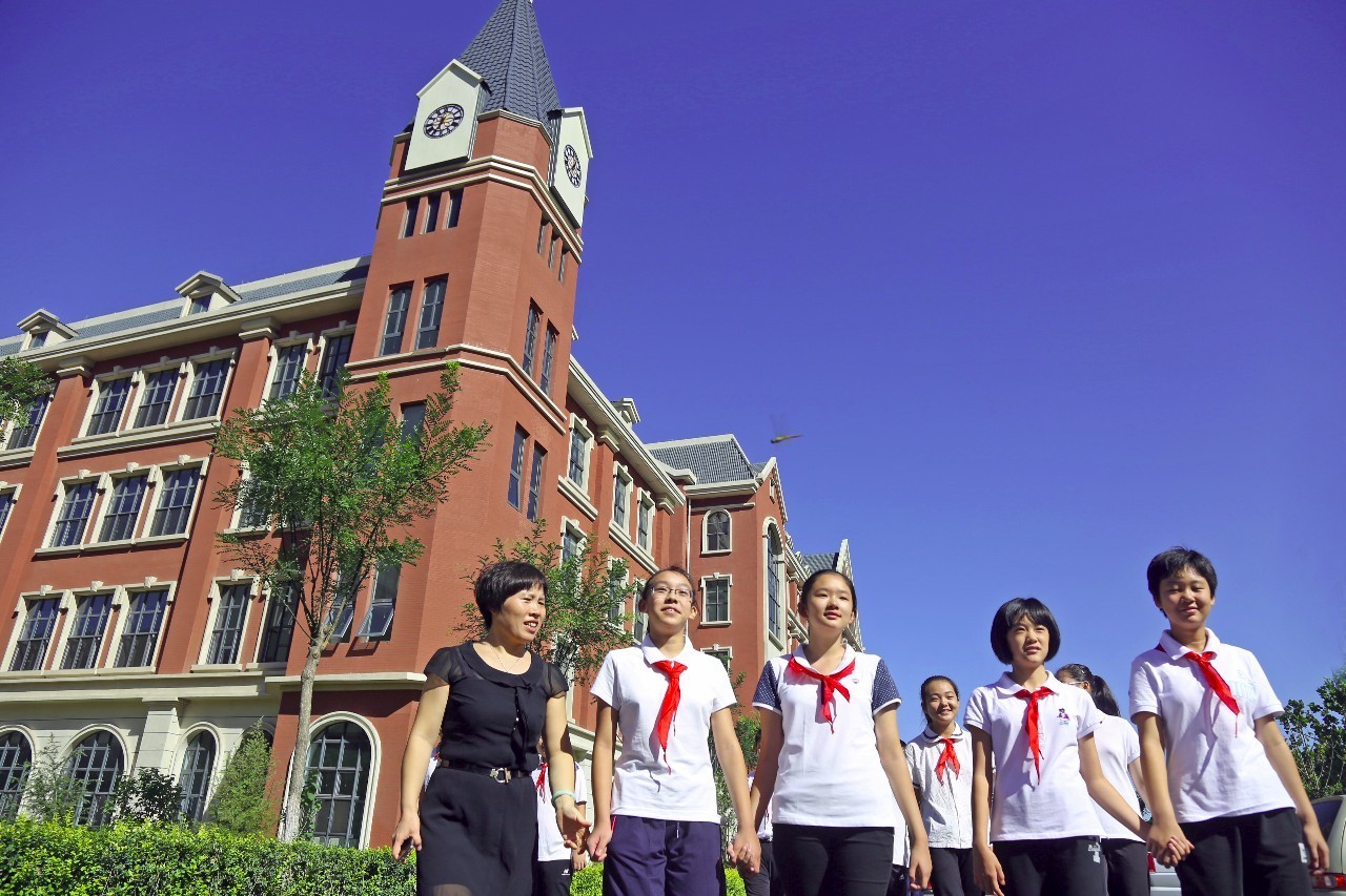 天津新建新华中学,走进新华中学