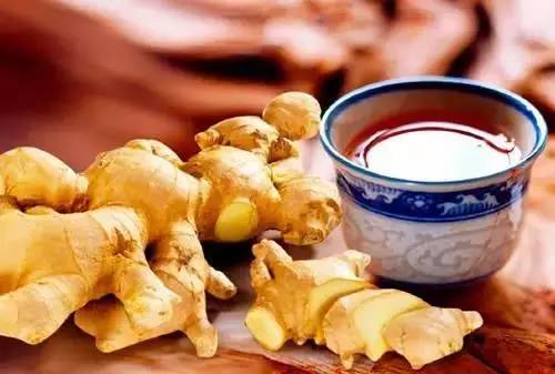 常州一媳妇把用剩的姜块埋在泥土里,一个月后奇迹发生了!