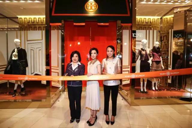 轻奢高端女装no1,轻奢品牌哪个受欢迎