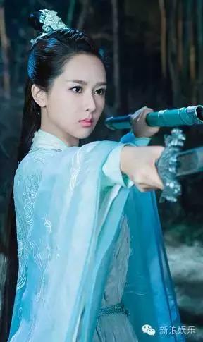 赵丽颖一字眉眉形画法,赵丽颖的眉毛是什么样的眉形