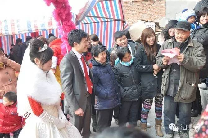 农村办婚礼拱门视频,婚礼在农村办好还是酒店好