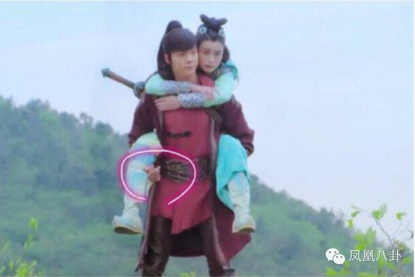 陈伟霆的香奈儿手表,陈伟霆也太会撩了宠爱手势