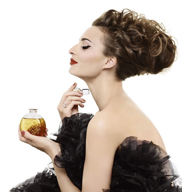 少女香水推荐大牌100元以内,9.9经典女士香水