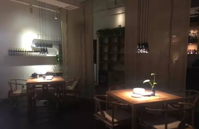 西安顺城巷附近有什么好玩的地方,西安顺城巷小吃街