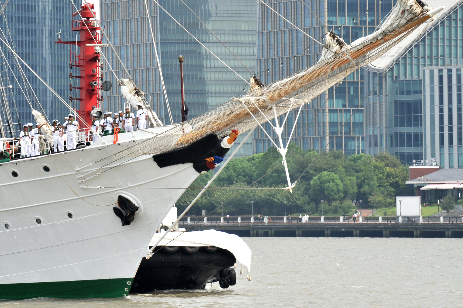 世界最强风帆战舰,世界上第一艘风帆战舰蒸汽动力船