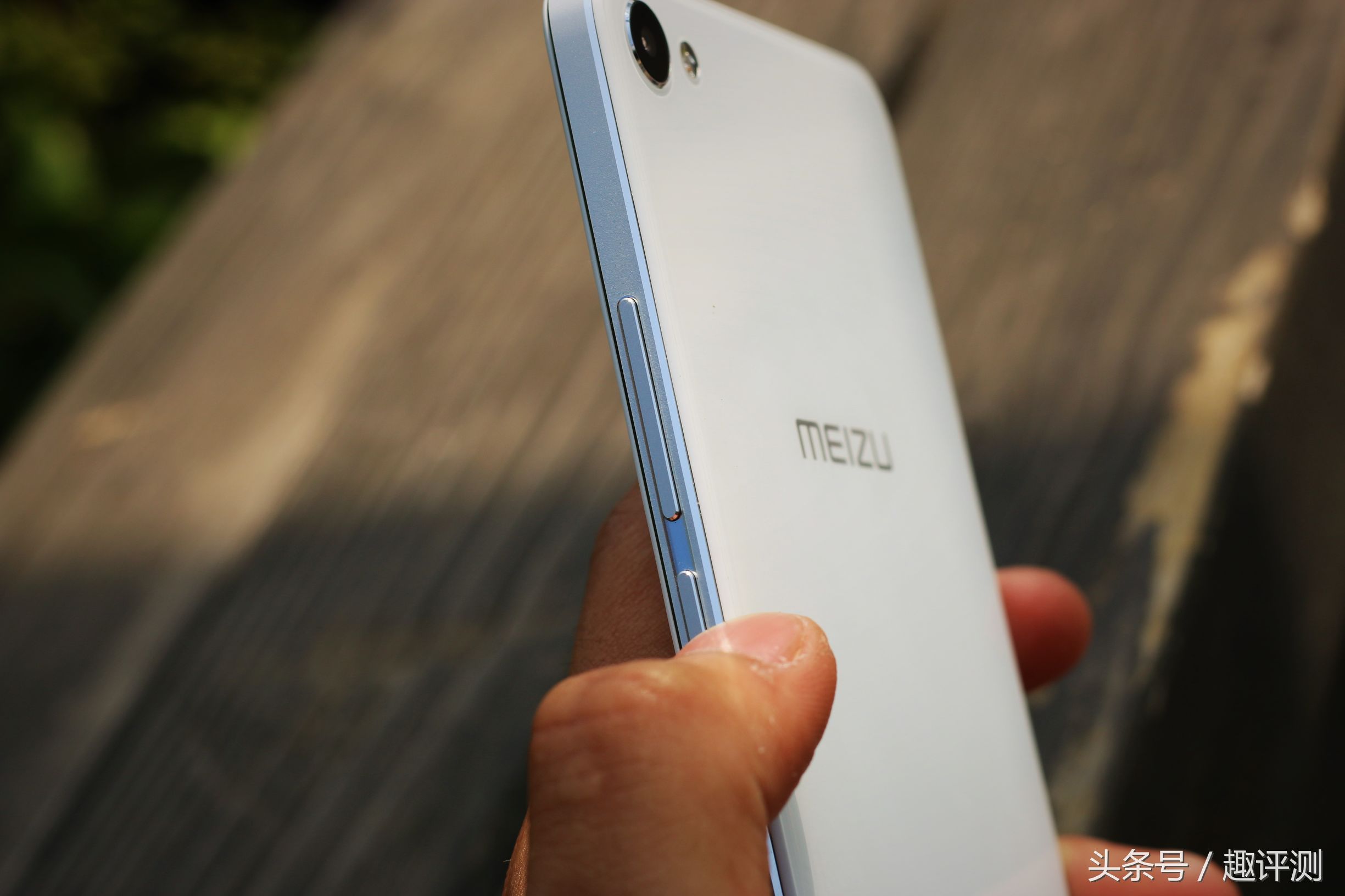 魅族u20和魅蓝5,魅族u20跟魅蓝6