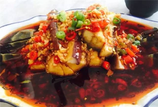 西安顺城巷附近有什么好玩的地方,西安顺城巷小吃街