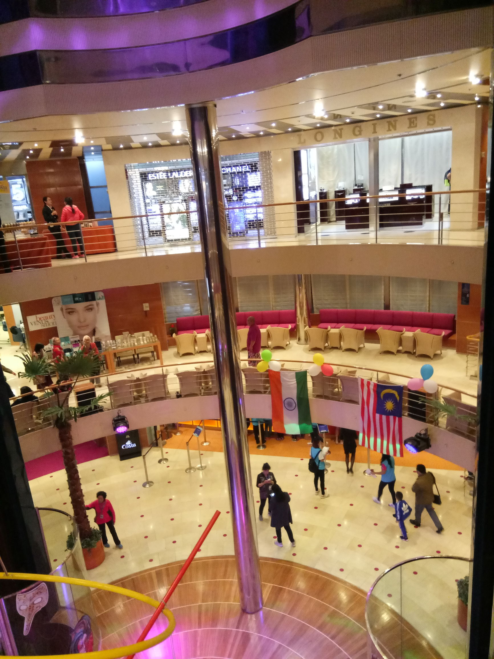 广州嘉华旅游,火爆至极