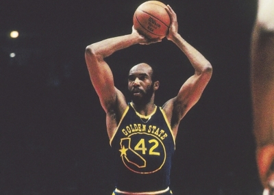 nba历史上退役球衣最多球队,nba历史上最帅球衣