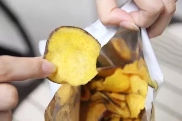 肉测711、全时、全家的24种零食，好不好吃一看就晓得