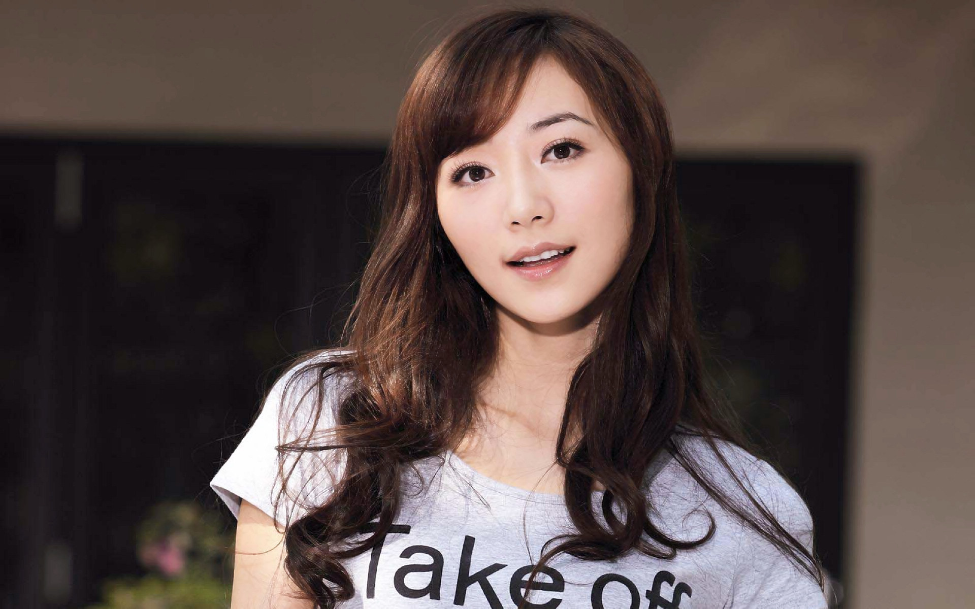 淡化眼袋更显年轻漂亮,怎么减轻眼袋方法图解