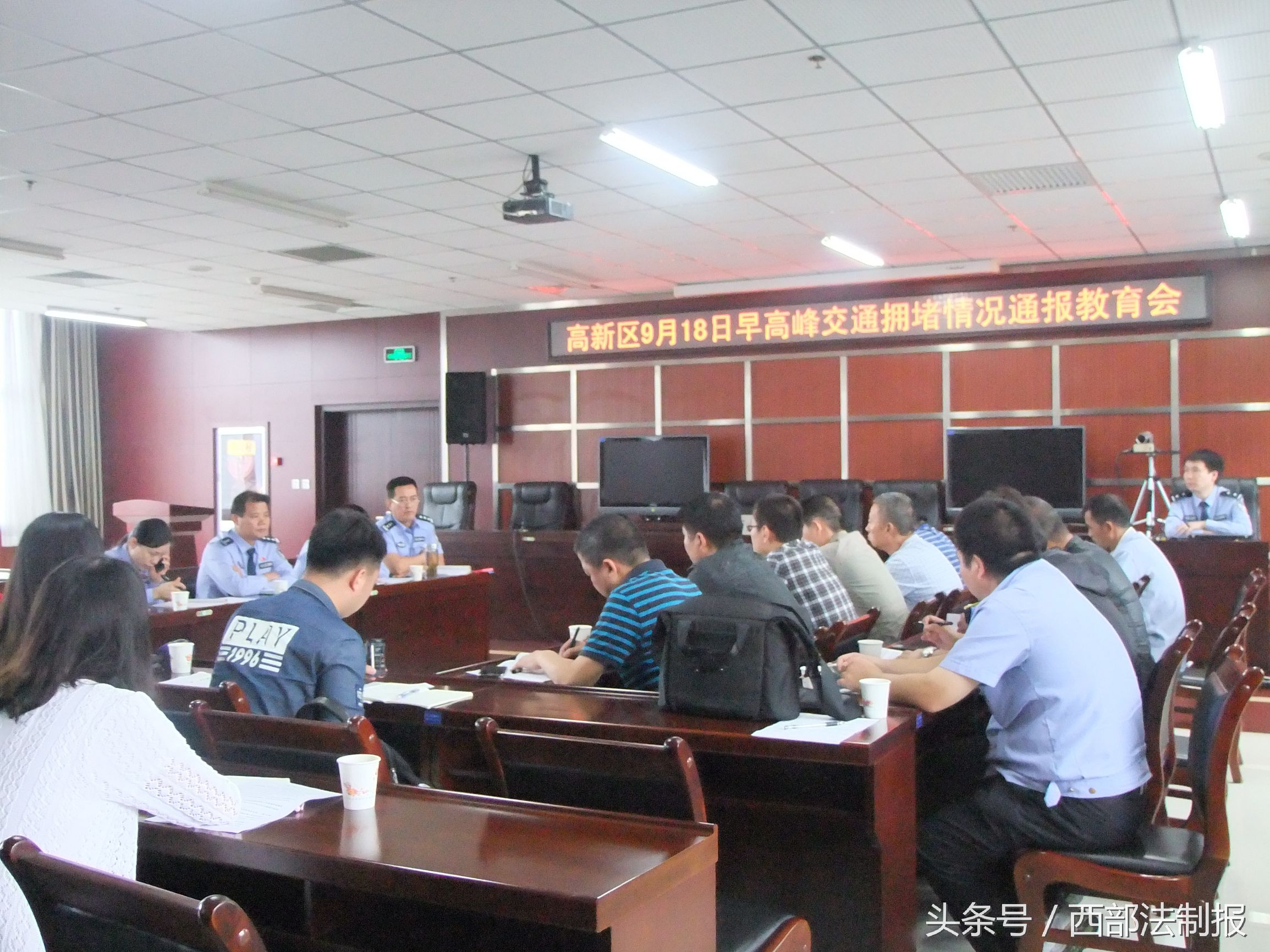 缓堵保畅让城市交通更畅通,缓堵保畅公交先行