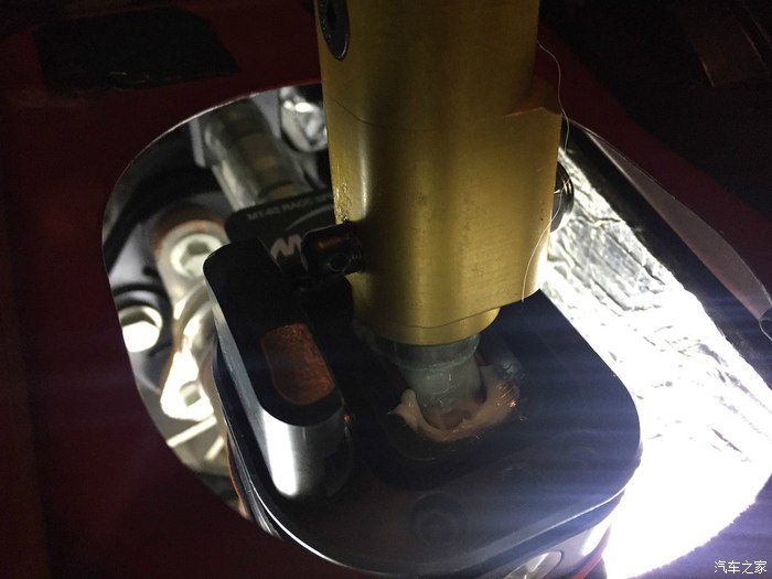 拯救MT-82手动变速箱灵魂-野马MGW拨档器+透气壶安装