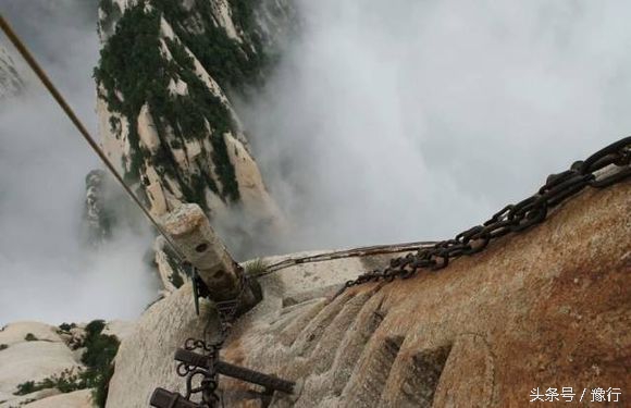 华山长空栈道腿软集锦,华山最刺激的台阶