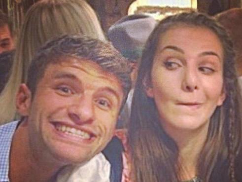 实力大于名气的足球球员穆勒,人生赢家jessica