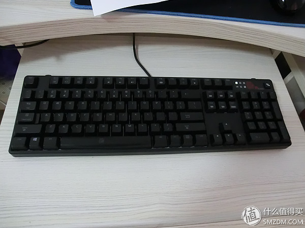 国产轴请继续努力!曜越TteSPORTS波塞冬ZRGB背光机械键盘评测