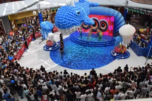 王健林万达城开业了吗,王健林万达成为世界性大品牌