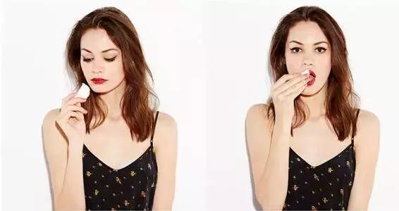 不卸妆会完蛋吗,一晚上不卸妆前后对比