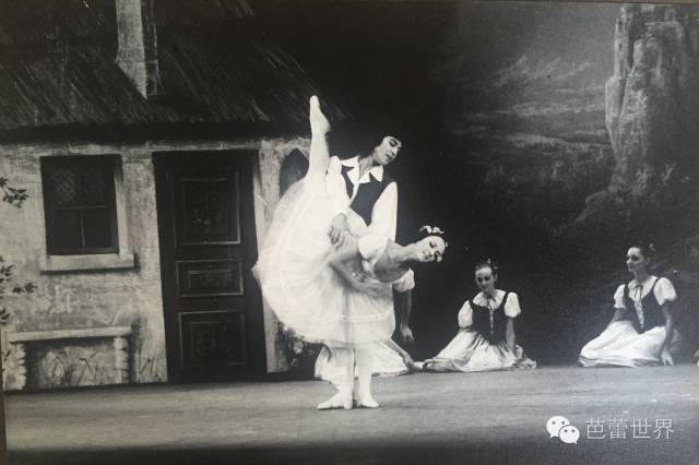 伊芙琳舞者图,伊芙琳跳舞