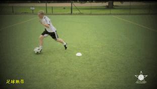 马修斯足球过人,足球马修斯假动作