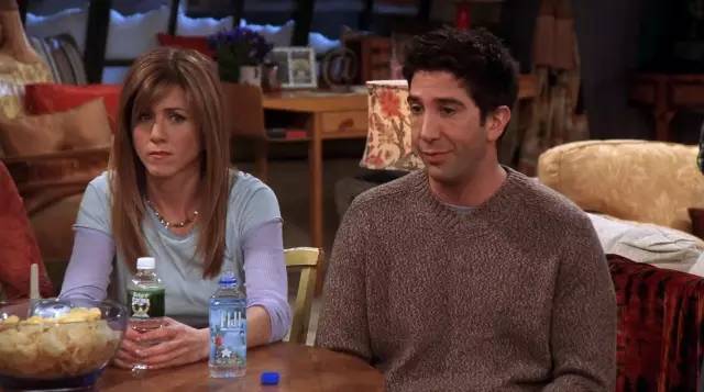 斐济矿泉水王思聪,王思聪喝斐济水是什么意思