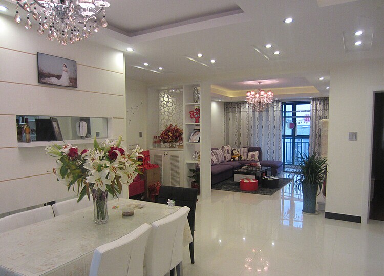 看两人小世界爆发出110平方三室两厅大宇宙！