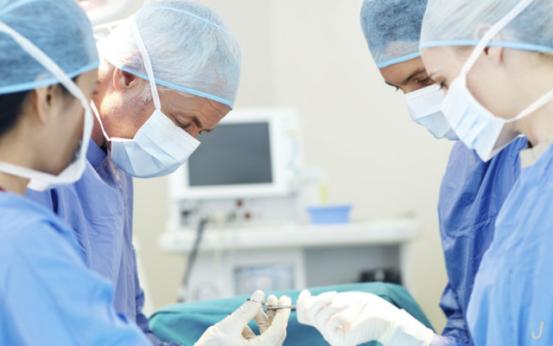 怕疼顺产好还是剖腹产好,剖腹产痛还是顺产痛有经历过的吗