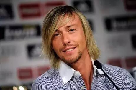 天下足球致敬十大经典,天下足球感人特辑