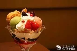 她年年吃螃蟹都没事，今年吃却满身长紫斑还尿血！为啥？