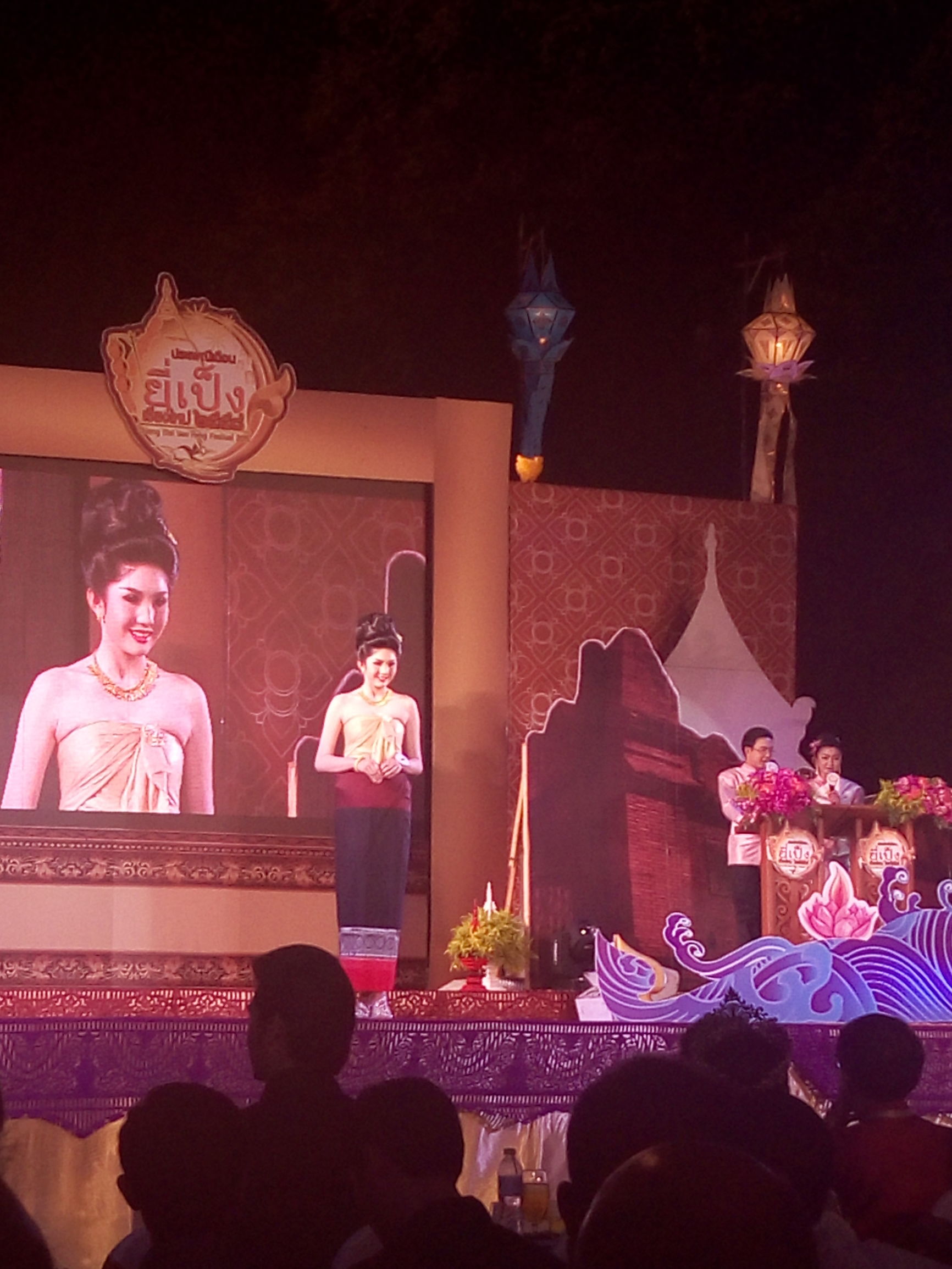 泰国怪异传统节日,水灯节是不是泰国的传统节日