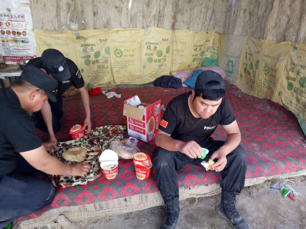 新警察要辛苦多少年,援疆民警的利与弊